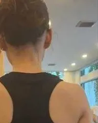 Cân đối vai, trước